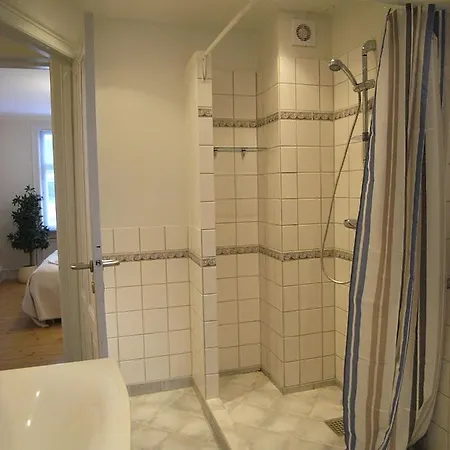 Naestvedgade Apartment